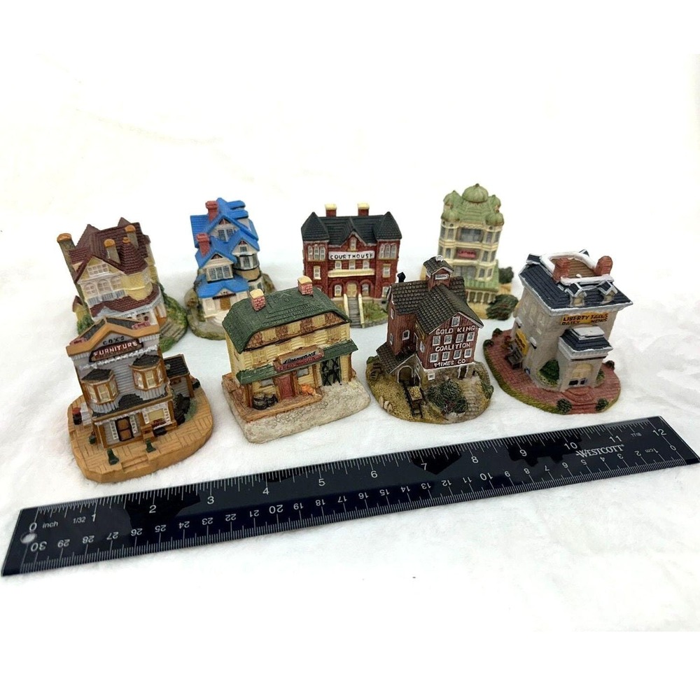 Liberty Falls Village (Lot of 8) Houses Buildings Christmas Decor Vtg 1990s